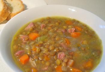Como fazer sopa de lentilhas com carne