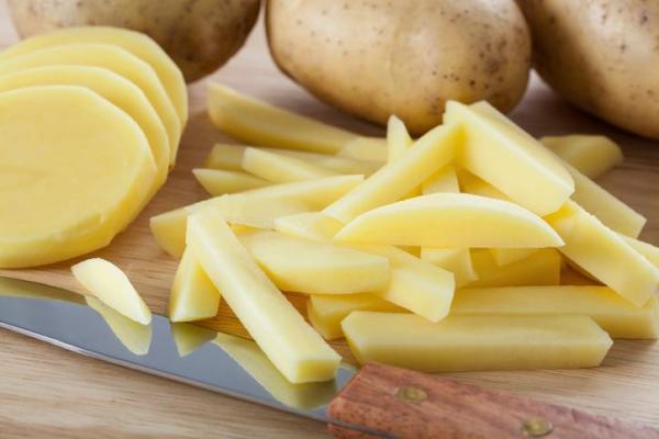 Como conservar batata descascada - Como conservar batata descascada para fritar