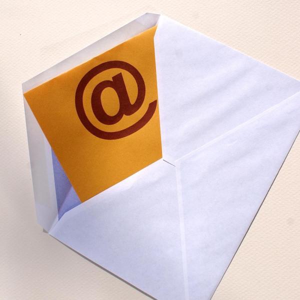 Como encontrar um endereço de e-mail