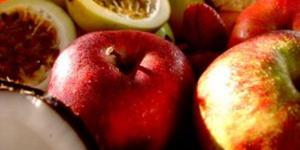 Como desinfetar as frutas e as verduras antes de consumi-las