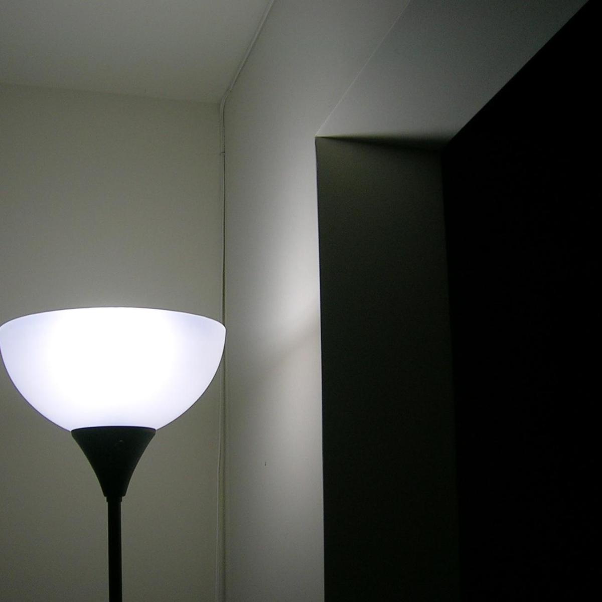 Como pintar a parede do quarto de preto