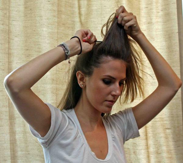 Como fazer penteado semi-preso - Passo 4