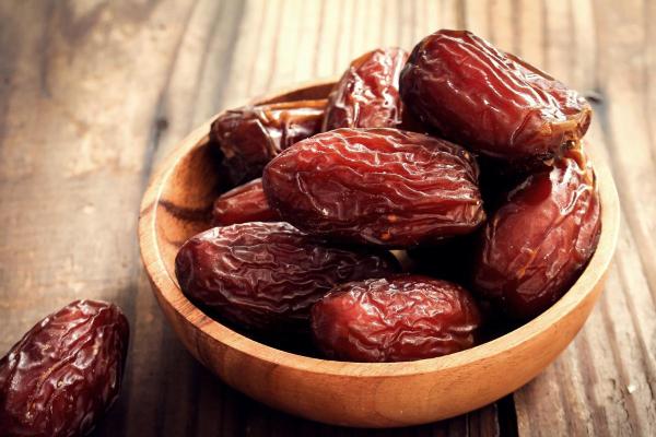 Tâmara engorda? - Tâmara engorda? Quantas calorias tem uma tâmara?