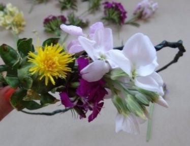 Como fazer coroa de flores - Fácil e rápido