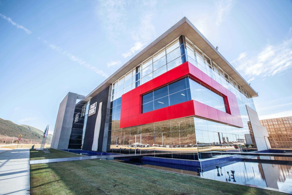 Como visitar a fábrica da Coca-Cola