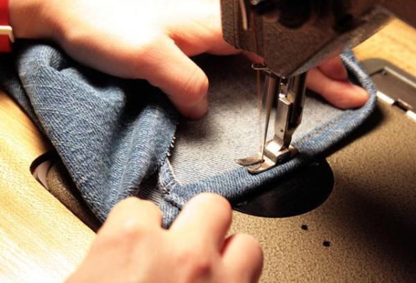 Como fazer barra de calça jeans - Passo 15