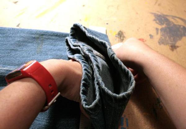 Como fazer barra de calça jeans - Passo 8