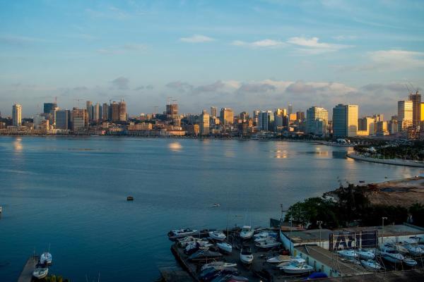 Países com A: descubra quais são - Angola