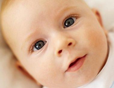 Como identificar estrabismo no bebê - Passo 6