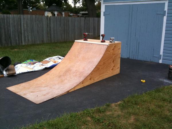 Como construir uma rampa de skate - Passo 3