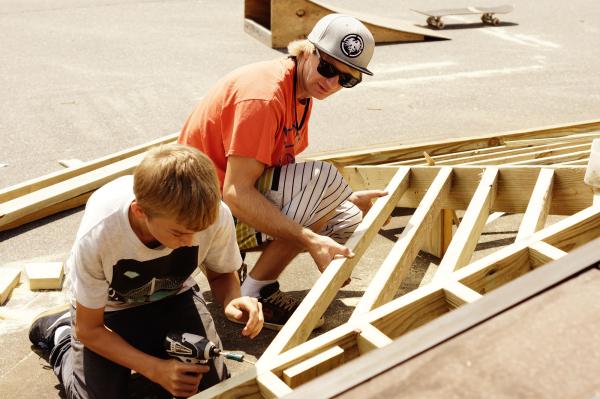 Como construir uma rampa de skate - Passo 7