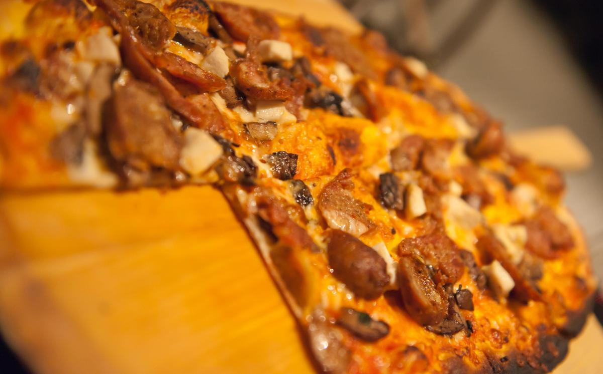 Como fazer pizza caseira