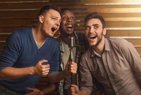 O que fazer no aniversário - Desperte o cantor/a que existe em você