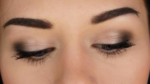 Como usar primer para olhos - Passo 6