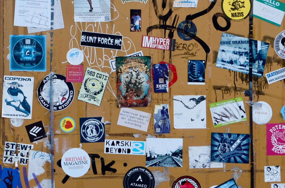 Como tirar cola de etiqueta