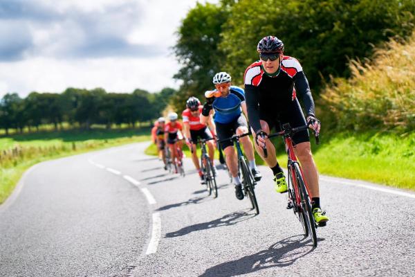 Quais esportes queimam mais calorias? - Ciclismo