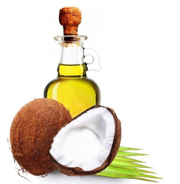Como limpar o rosto com óleo de coco
