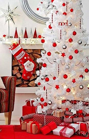 Como decorar árvore de natal branca - Passo 2