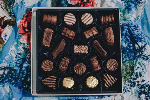 Como fazer bombom de chocolate