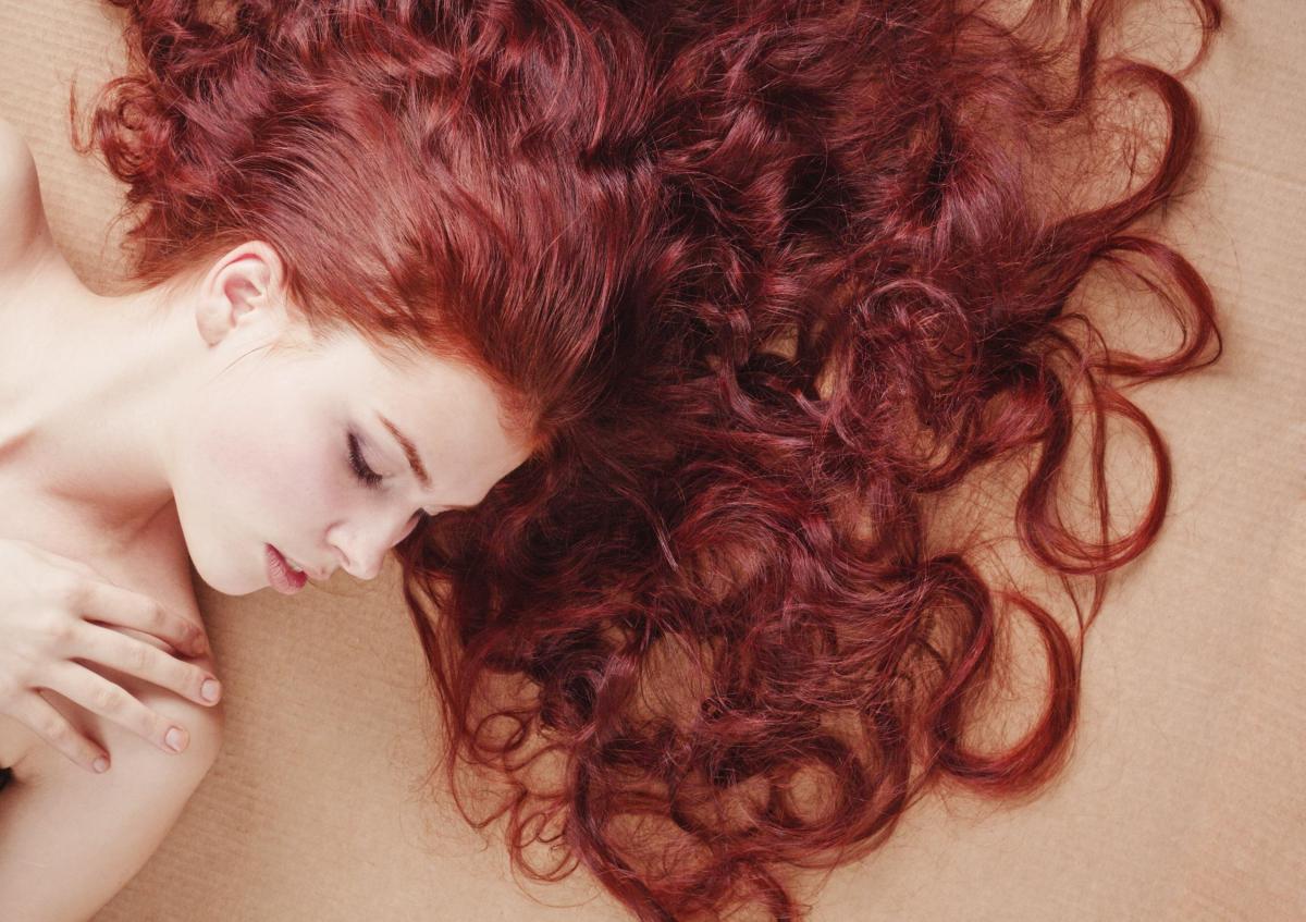 Como tingir o cabelo naturalmente