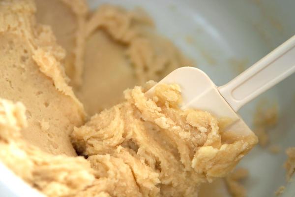 Como fazer biscoito amanteigado: receita fácil - Passo 5