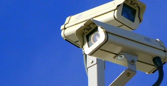 Como identificar um radar de velocidade
