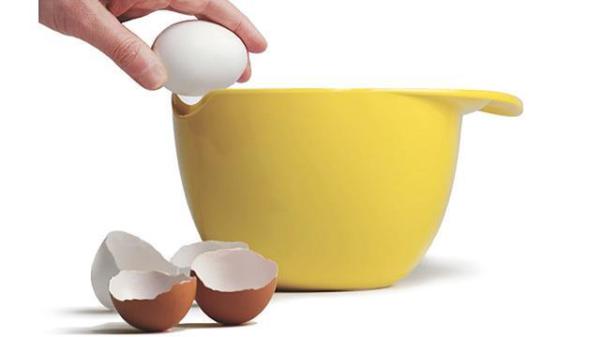 Receita para crianças: ovos mexidos - Passo 1