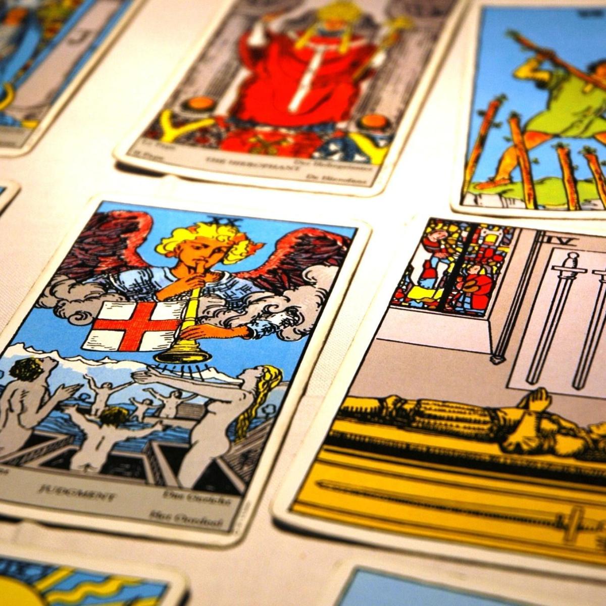 Como memorizar as cartas do Tarot