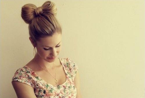 Como fazer penteados simples - Todos os tipos de cabelos - Penteado simples para cabelo comprido: laço