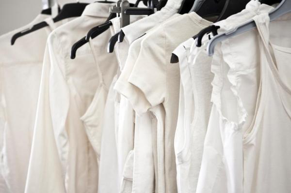 Como usar amoníaco para lavar a roupa - Passo 1