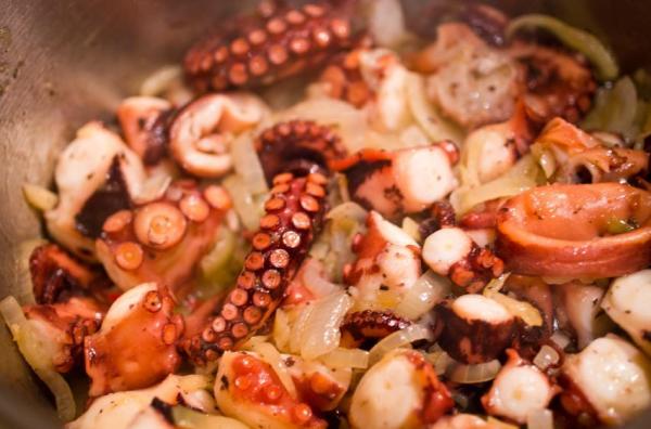 Tempo de cozimento de um polvo - Deixar o polvo cozinhar por quanto tempo?