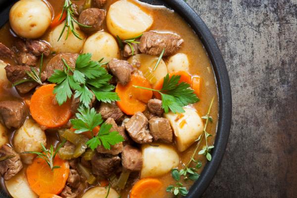 Como fazer sopa de legumes com carne
