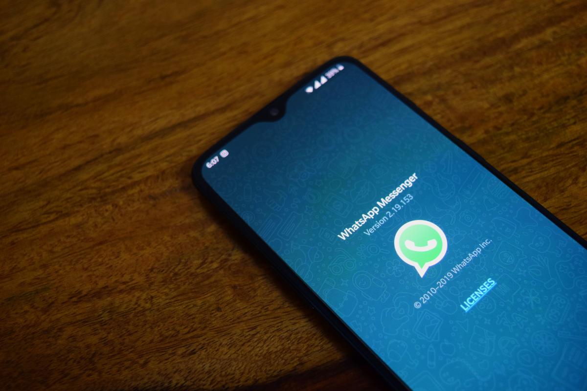 Se eu mudar o número do WhatsApp meus contatos vão saber?