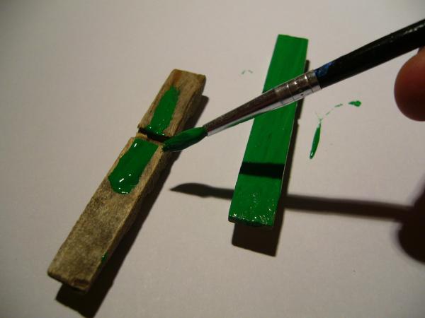 Como fazer uma borboleta com material reciclável - Passo 1