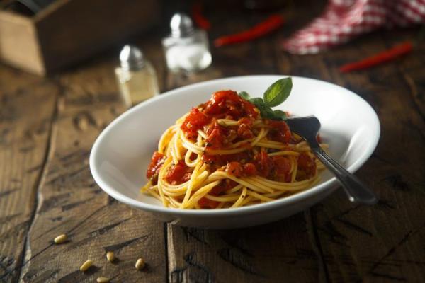 Como fazer molho de tomate para macarrão - Passo 6