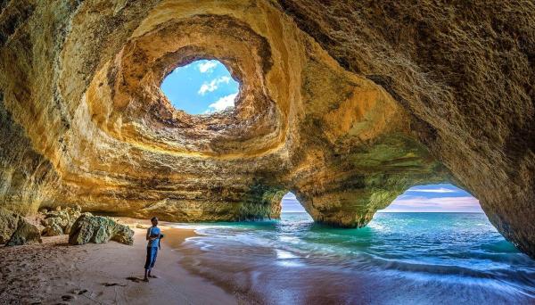 As melhores praias do mundo - Benagil (Algarve, Portugal)