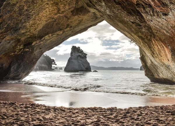 As melhores praias do mundo - Cathedral Cove (Nova Zelândia)