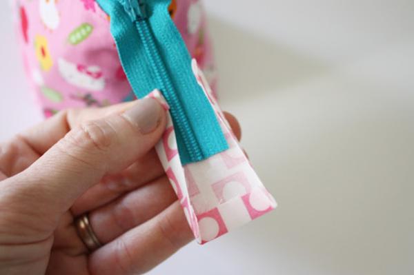 Como fazer um necessaire em tecido - Passo 5