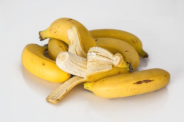 Como branquear os dentes de forma natural - Passo 2