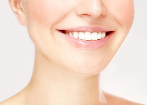 Como branquear os dentes de forma natural - Passo 5