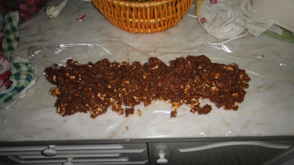 Como fazer salame de chocolate - Passo 5