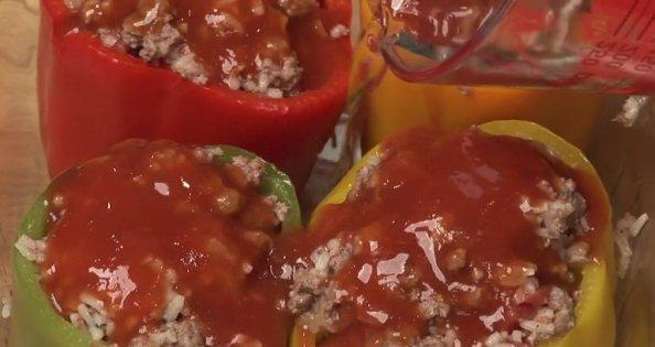 Como fazer pimentões recheados com carne moída e arroz - Passo 5
