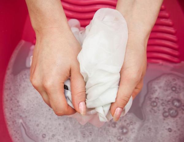 Como usar o bórax para lavar a roupa